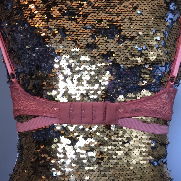 NWT vs 32C/XS Bombshell - Picture 6 of 6